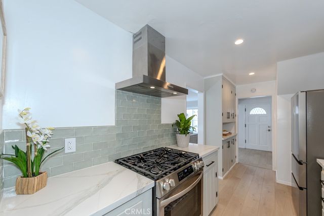 83 63rd Place, Long Beach, CA 90803