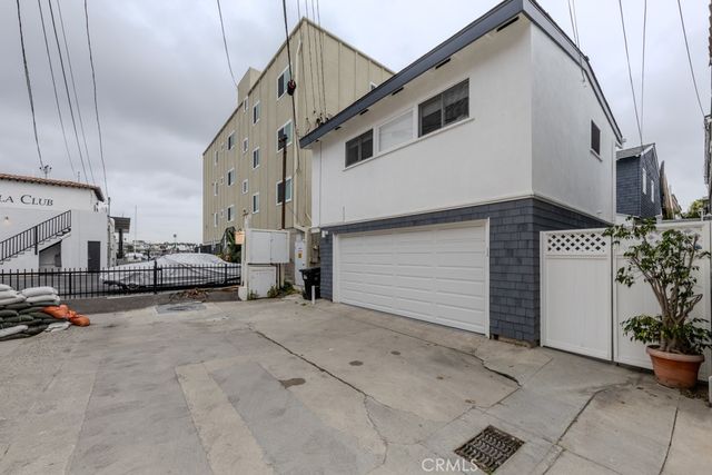 83 63rd Place, Long Beach, CA 90803