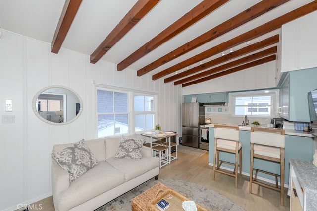 83 63rd Place, Long Beach, CA 90803