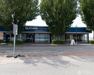 439 Peace Portal Dr, Blaine, WA 98230