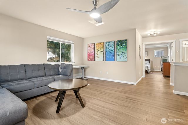 3945 19th Avenue NE, Olympia, WA 98506