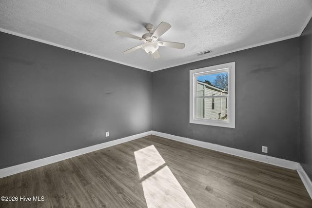 1402 Wooster Street, Wilmington, NC 28401