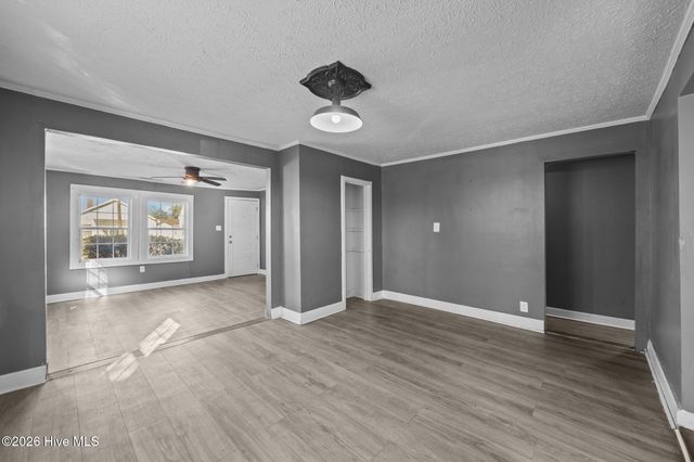 1402 Wooster Street, Wilmington, NC 28401