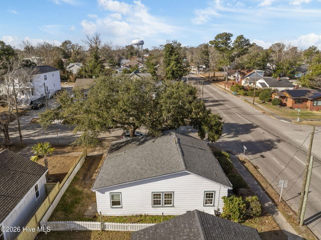 1402 Wooster Street, Wilmington, NC 28401