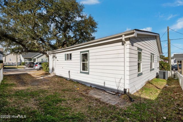 1402 Wooster Street, Wilmington, NC 28401