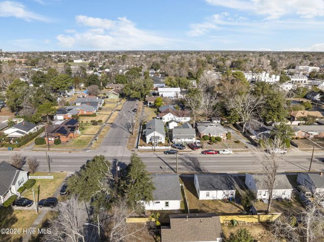 1402 Wooster Street, Wilmington, NC 28401