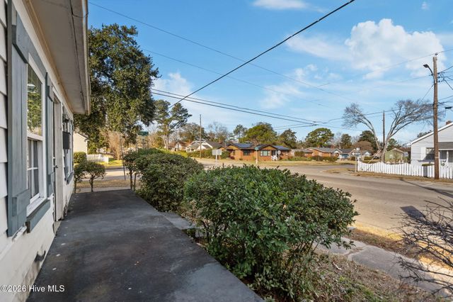 1402 Wooster Street, Wilmington, NC 28401