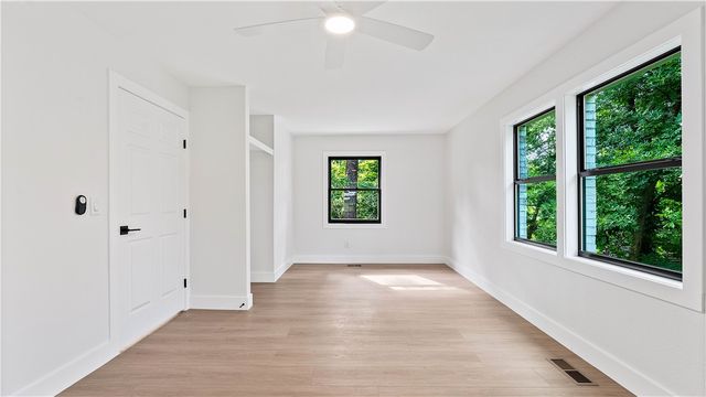 1801 Kimberly Place, Bentonville, AR 72712