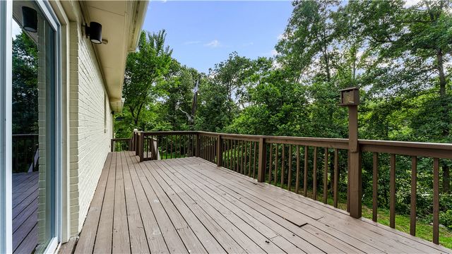 1801 Kimberly Place, Bentonville, AR 72712