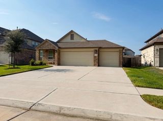 301 E Tranquil Fields Lane, Waller, TX 77484