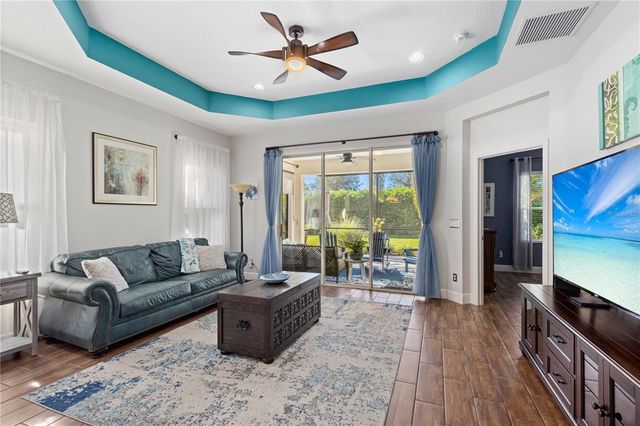 2150 CRYSTAL LAKE TRAIL, Bradenton, FL 34211