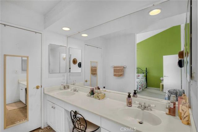 15760 Midwood, Granada Hills, CA 91344