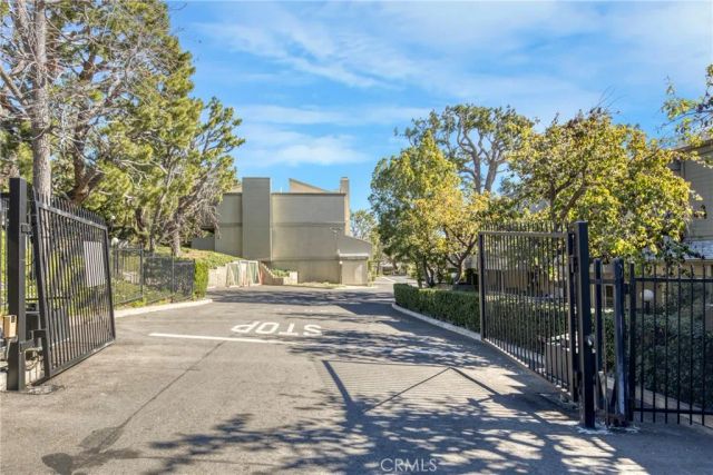 15760 Midwood, Granada Hills, CA 91344