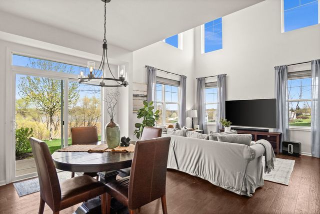 671 Anchorage Court, Pingree Grove, IL 60140