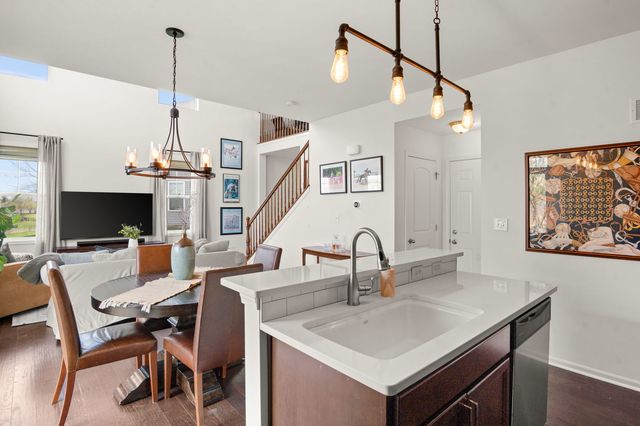 671 Anchorage Court, Pingree Grove, IL 60140