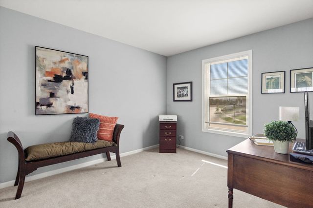 671 Anchorage Court, Pingree Grove, IL 60140