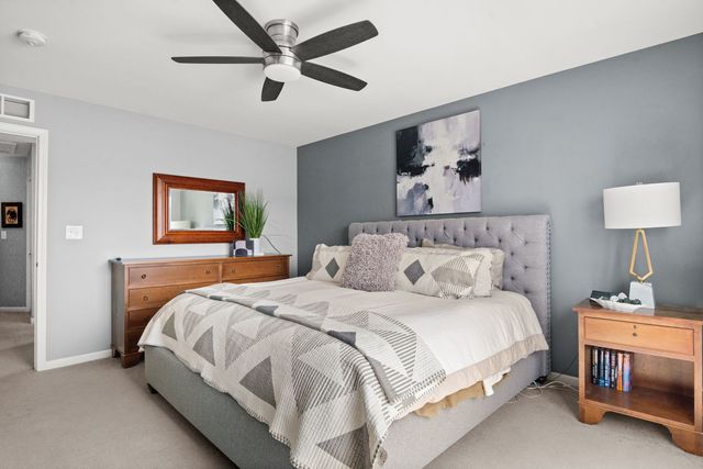 671 Anchorage Court, Pingree Grove, IL 60140