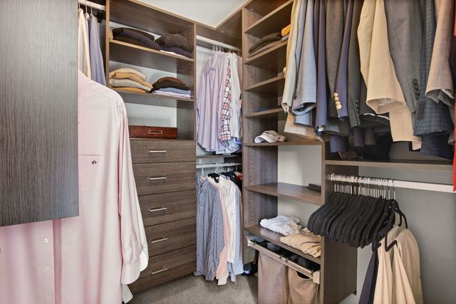 671 Anchorage Court, Pingree Grove, IL 60140