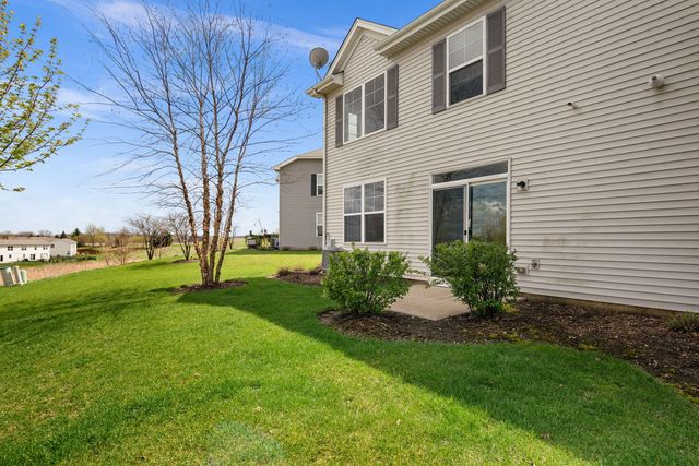 671 Anchorage Court, Pingree Grove, IL 60140