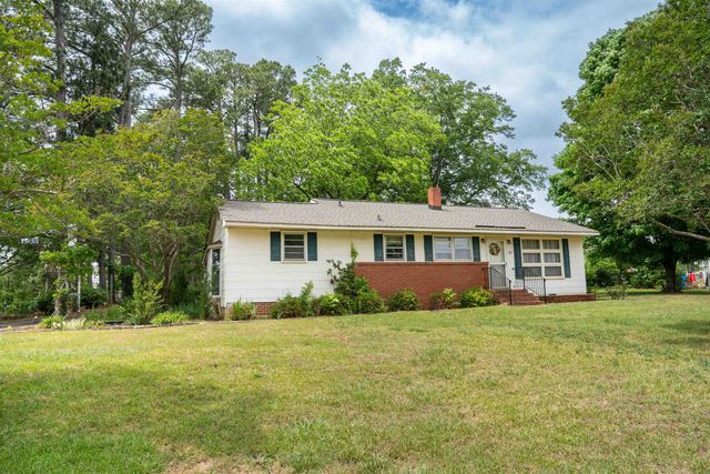 607 Vanney Circle, Boiling Springs, SC 29316