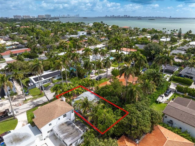 1104 NE 85th St, Miami, FL 33138