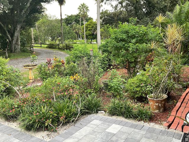 3208 A Road, Loxahatchee Groves, FL 33470