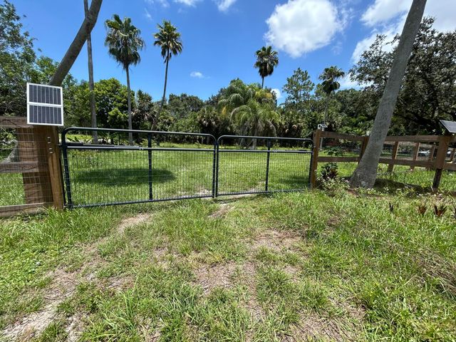 3208 A Road, Loxahatchee Groves, FL 33470