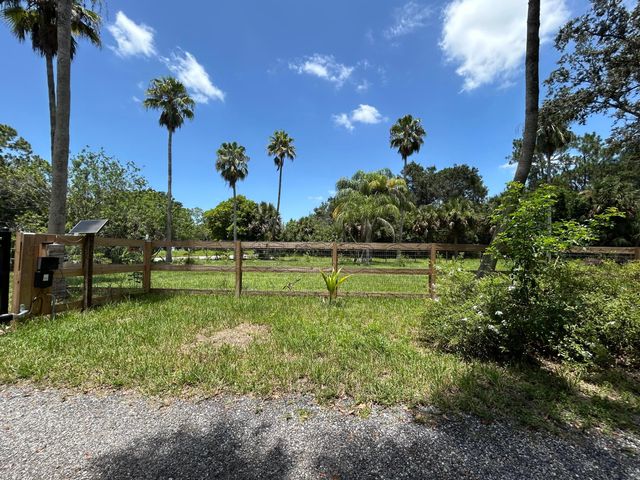 3208 A Road, Loxahatchee Groves, FL 33470