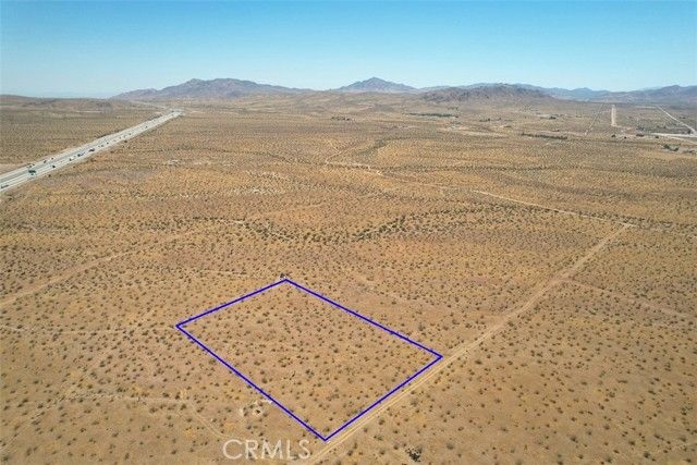 6 Kimshew Street, Apple Valley, CA 92307