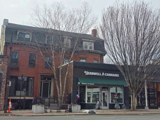 1686 Massachusetts Ave A, Cambridge, MA 02138