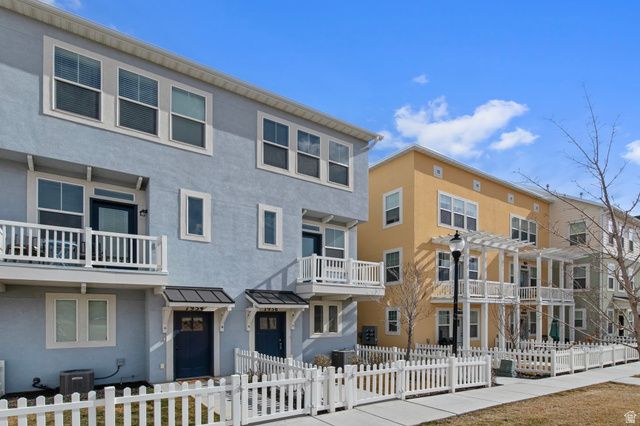 7958 S 5440 W, West Jordan, UT 84081