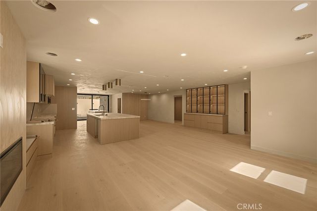 17000 Escalon, Encino, CA 91436