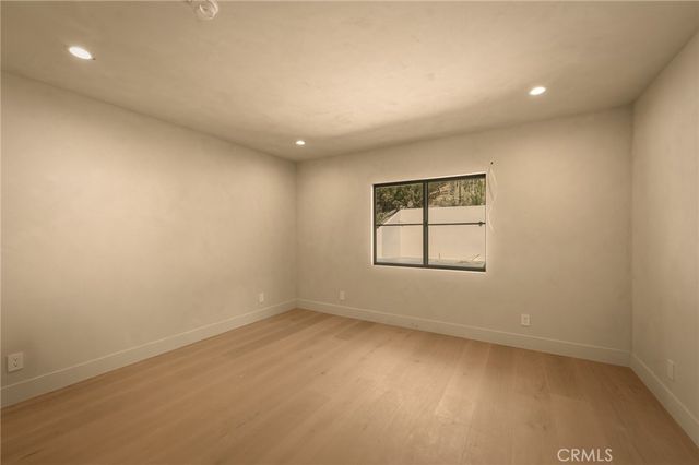 17000 Escalon, Encino, CA 91436