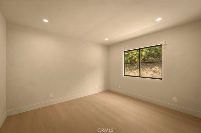 17000 Escalon, Encino, CA 91436