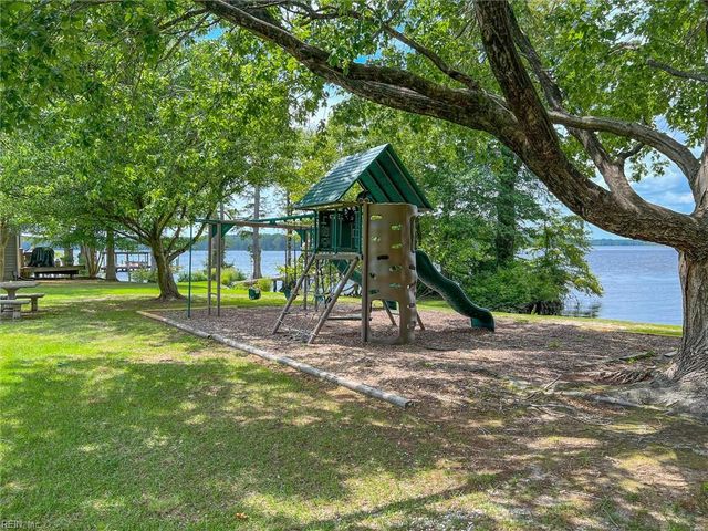 7266 Osprey DR, Lanexa, VA 23089