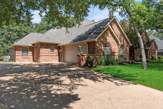 1310 Austin Thomas Drive, Keller, TX 76248