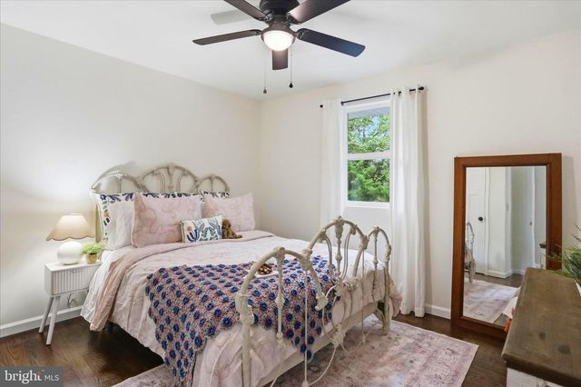 557 GOLDEN RUSSET DR, Linden, VA 22642