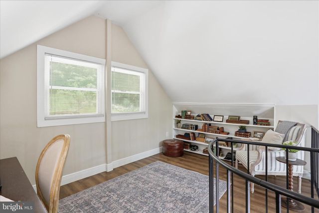 557 GOLDEN RUSSET DR, Linden, VA 22642