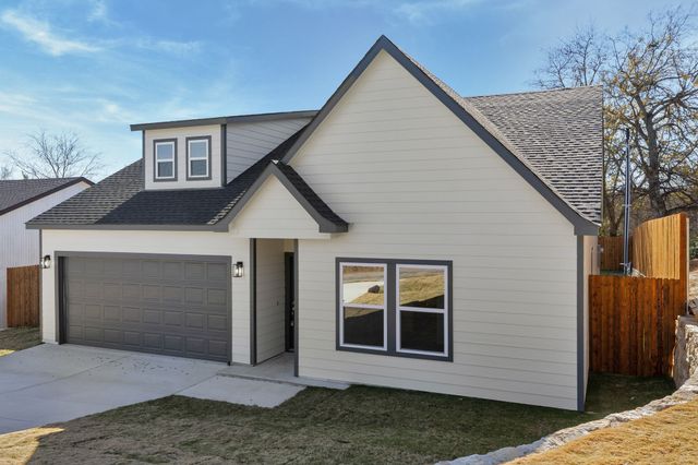 2619 Hillside Drive, Granbury, TX 76048