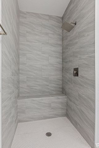 2619 Hillside Drive, Granbury, TX 76048