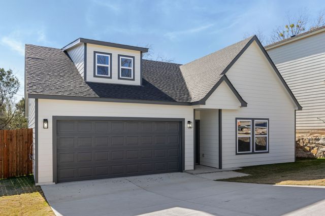 2619 Hillside Drive, Granbury, TX 76048