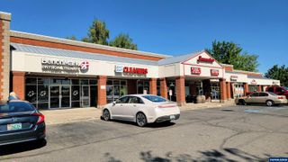 5089 River Rd N, Keizer, OR 97303