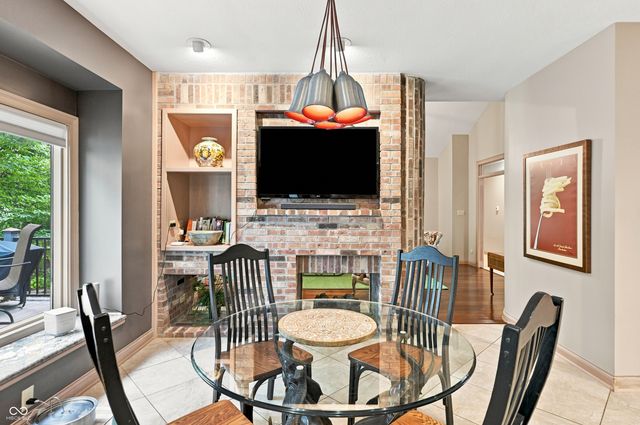 4664 Fox Moor Lane, Greenwood, IN 46143