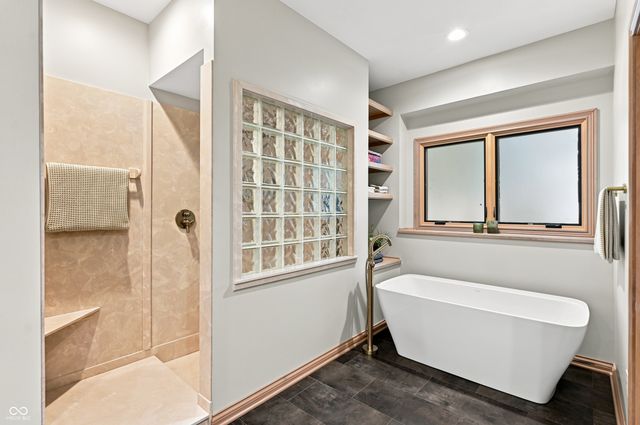 4664 Fox Moor Lane, Greenwood, IN 46143