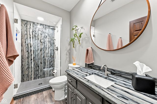 4664 Fox Moor Lane, Greenwood, IN 46143