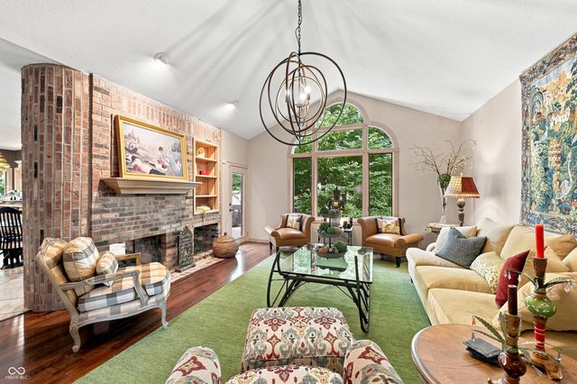 4664 Fox Moor Lane, Greenwood, IN 46143