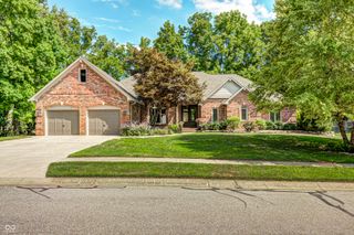 4664 Fox Moor Lane, Greenwood, IN 46143