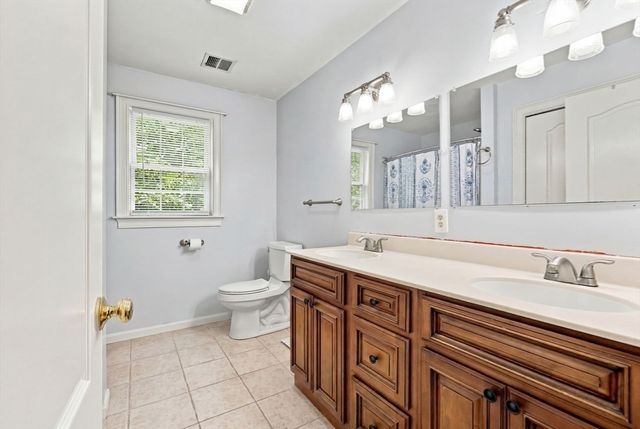 524 Lindsey St, Attleboro, MA 02703