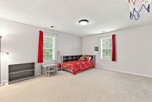 524 Lindsey St, Attleboro, MA 02703