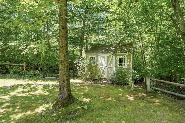 524 Lindsey St, Attleboro, MA 02703